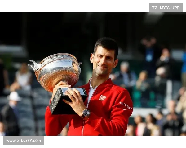 德约科维奇因强硬言论引发地缘风波 法网三冠背后隐藏场外困扰 德约科维奇因强硬言论引发地缘风波 法网三冠背后隐藏场外困扰