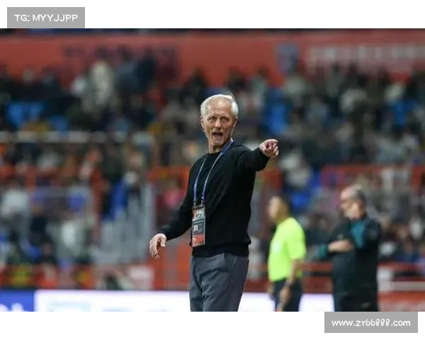 玉昆主帅约恩安德森祝贺北京队获胜 称比赛表现非常出色 玉昆主帅约恩安德森祝贺北京队获胜 称比赛表现非常出色